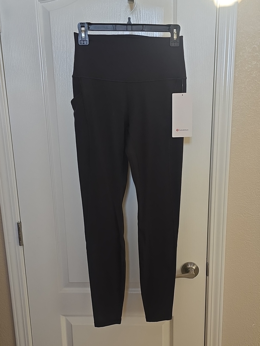 lululemon Align Black HR 28" W/pockets